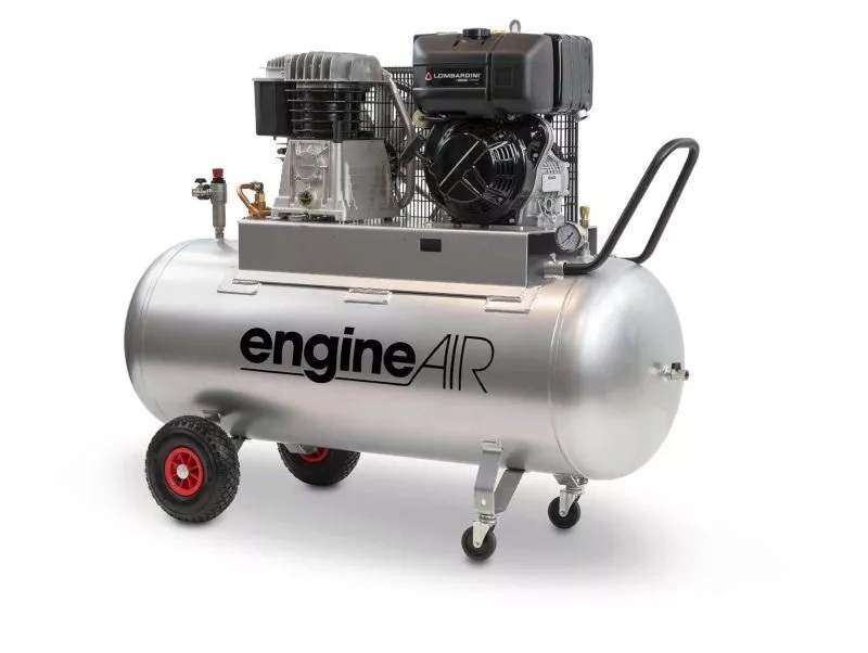 Kolbenkompressor mit Dieselmotor Typ engineAIR 7/270