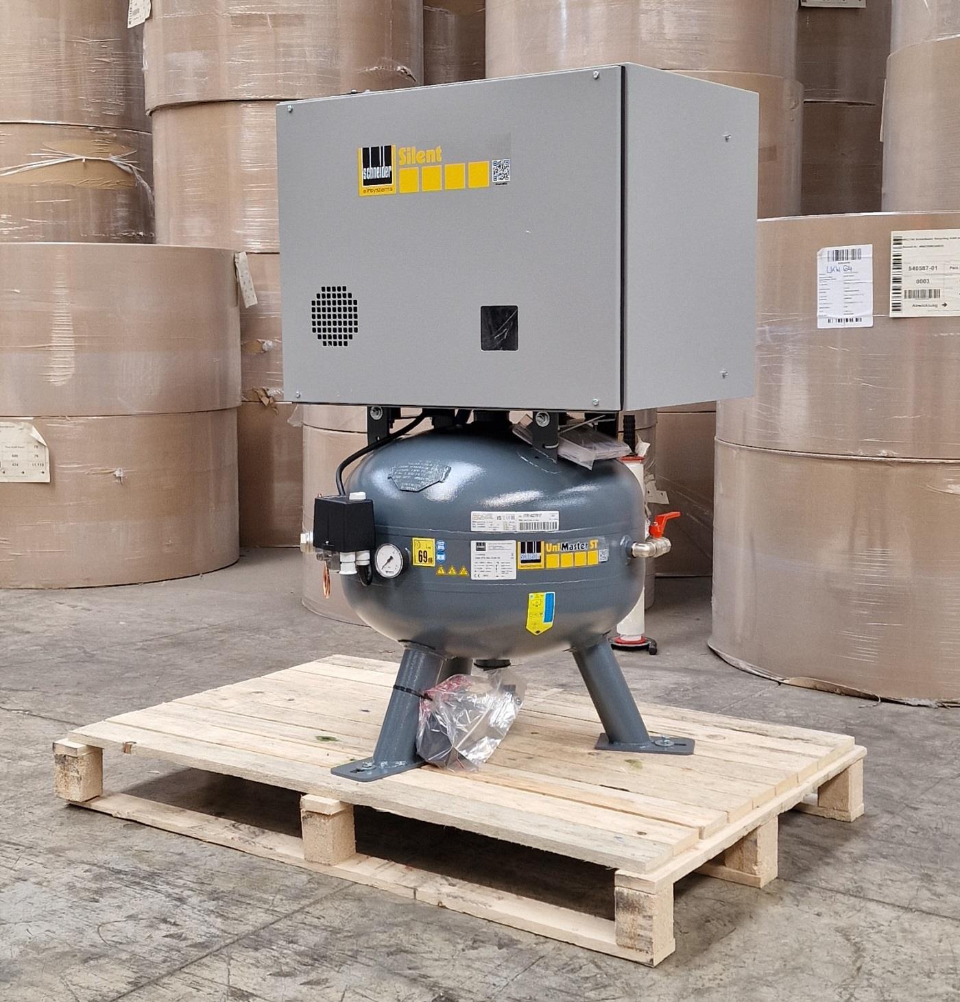 AUSSTELLER Schneider UNM STS 660-10-90 XS · 520 l/min · 10 bar · 4 kW · mit Schalldämmhaube · 1121580538