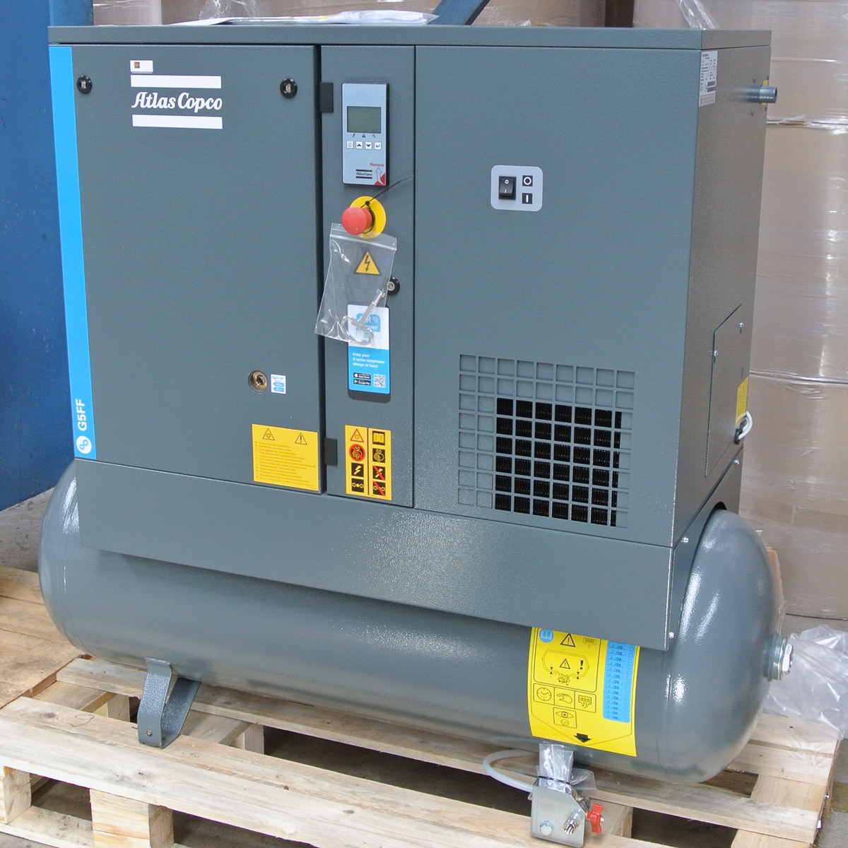 ARTICOLO DA ESPOSIZIONE Compressore a vite Atlas Copco G 5 FF - 10 bar TM incl. serbatoio 200 L