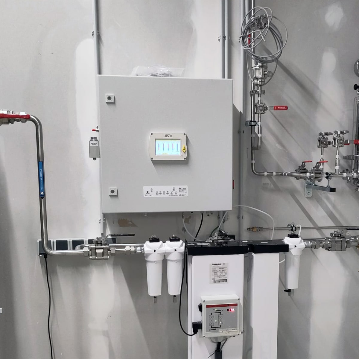 S606-I Atemluftqualitäts-Analysator, stationär, mit Öldampfsensor, Wandgehäuse