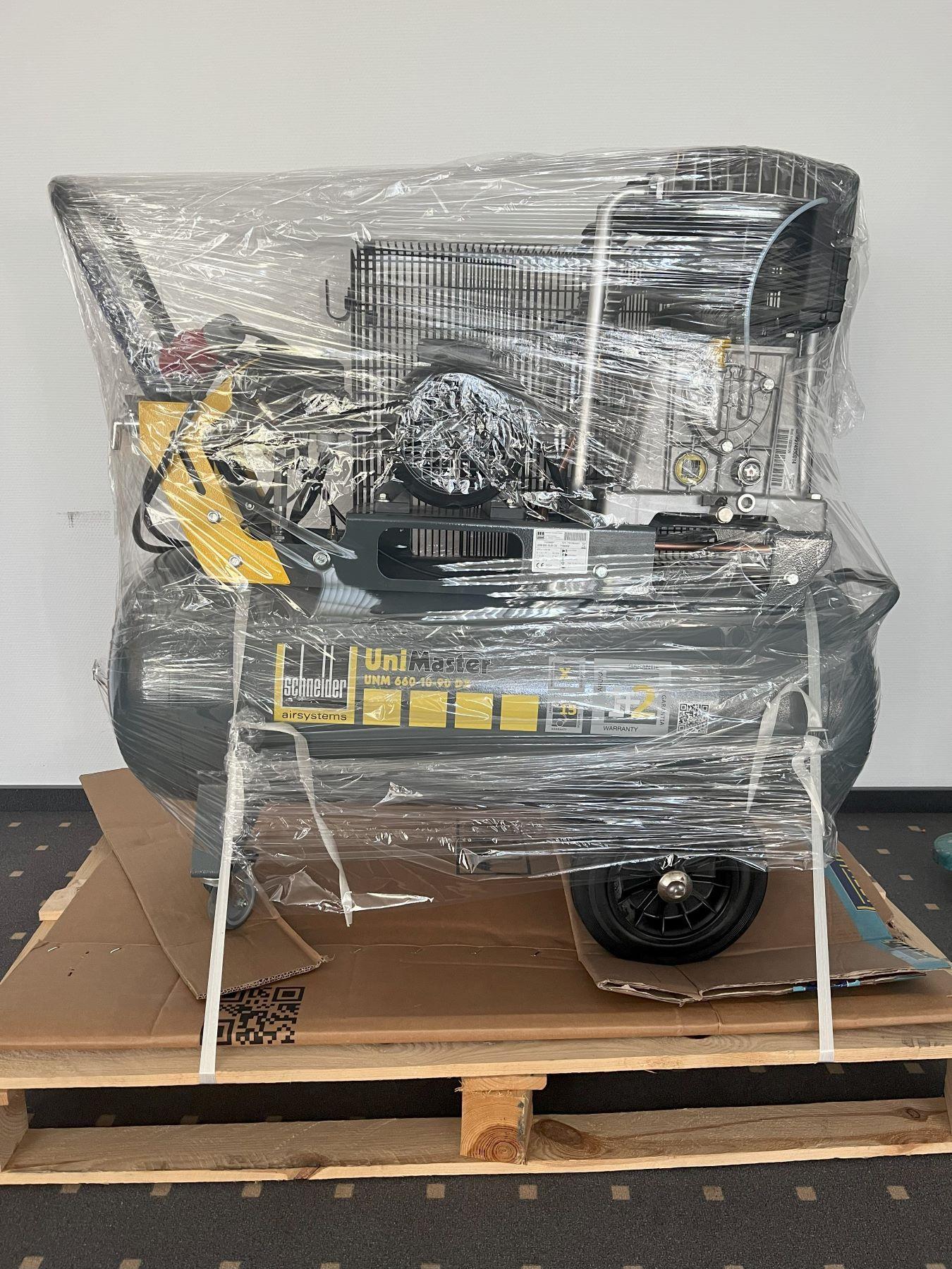 GEBRAUCHT Schneider-Kompressor UNM 660-10-90 DX 1121560007 - Lackschaden - SN ITR2017913