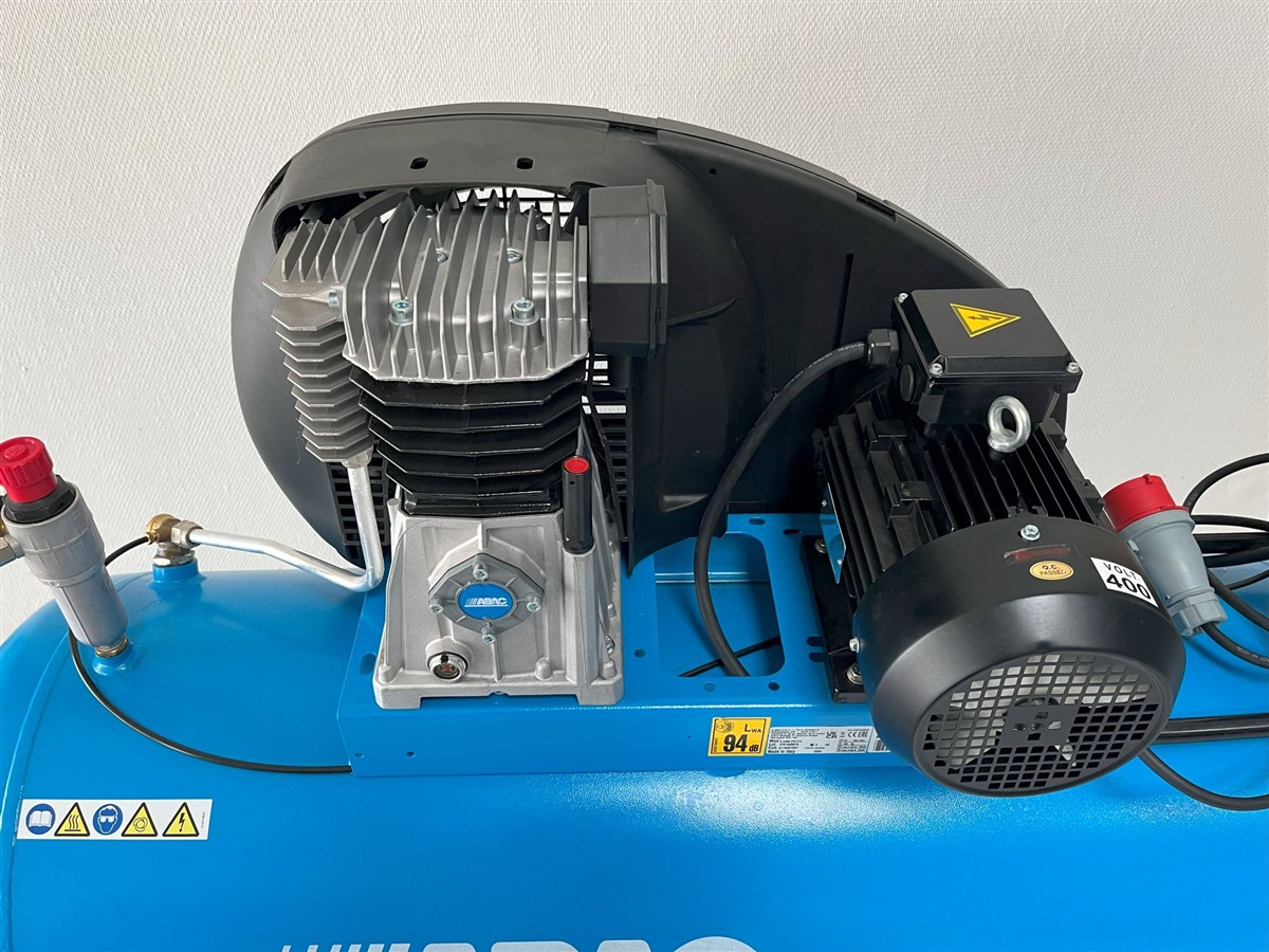 GEBRAUCHT ABAC S A39B 270 CT4 Kompressor 4HP 270L (400V) - ohne Schalldämmung
